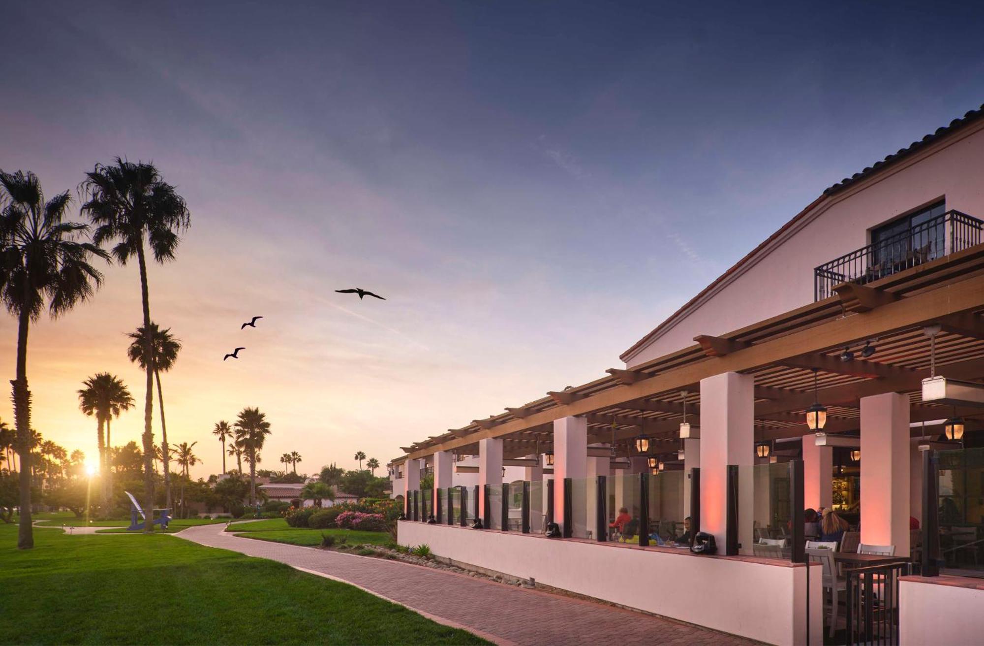 Hilton Santa Barbara Beachfront Resort Ngoại thất bức ảnh