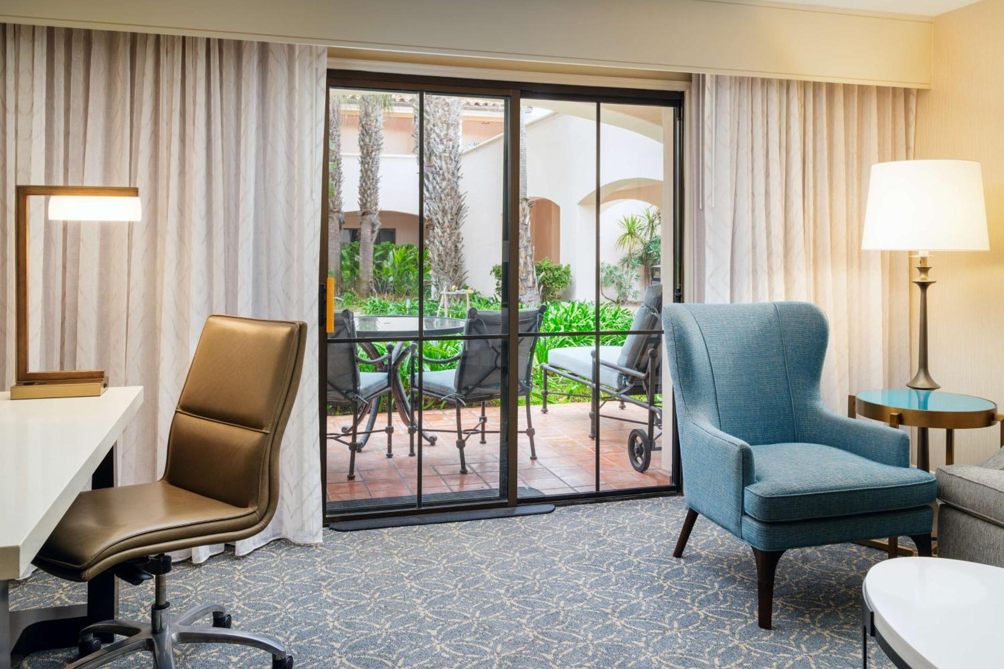 Hilton Santa Barbara Beachfront Resort Ngoại thất bức ảnh